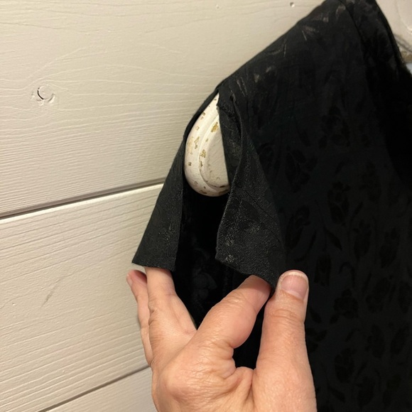 📍🖤 APRIL CORNELL BLACK FLORAL TUNIC – SIZE L - Picture 10 of 14